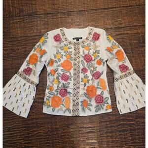Boston Proper Boho Embroidered Blouse Small Bell Sleeve Floral Peasant Top Ivory